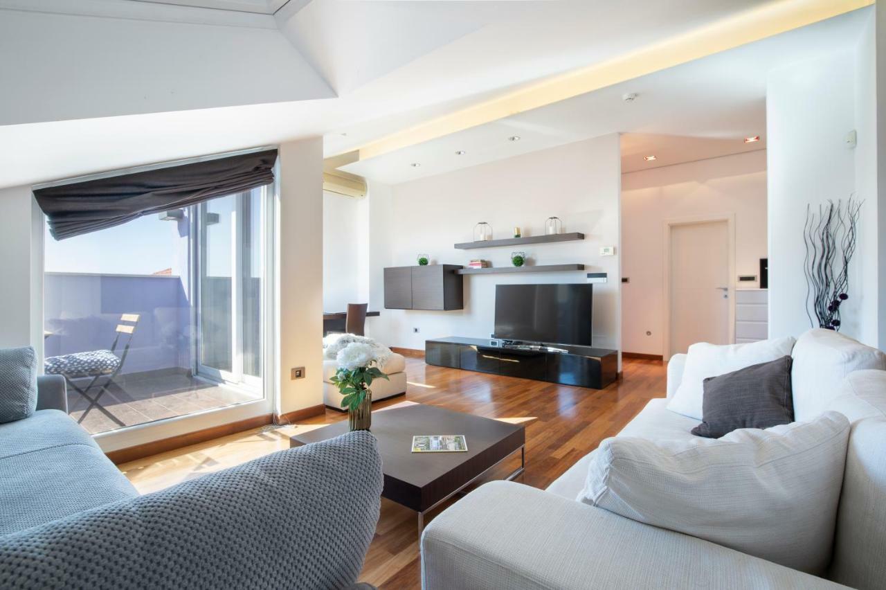 Onyx - Luxury Sunny Apartment Пула Экстерьер фото